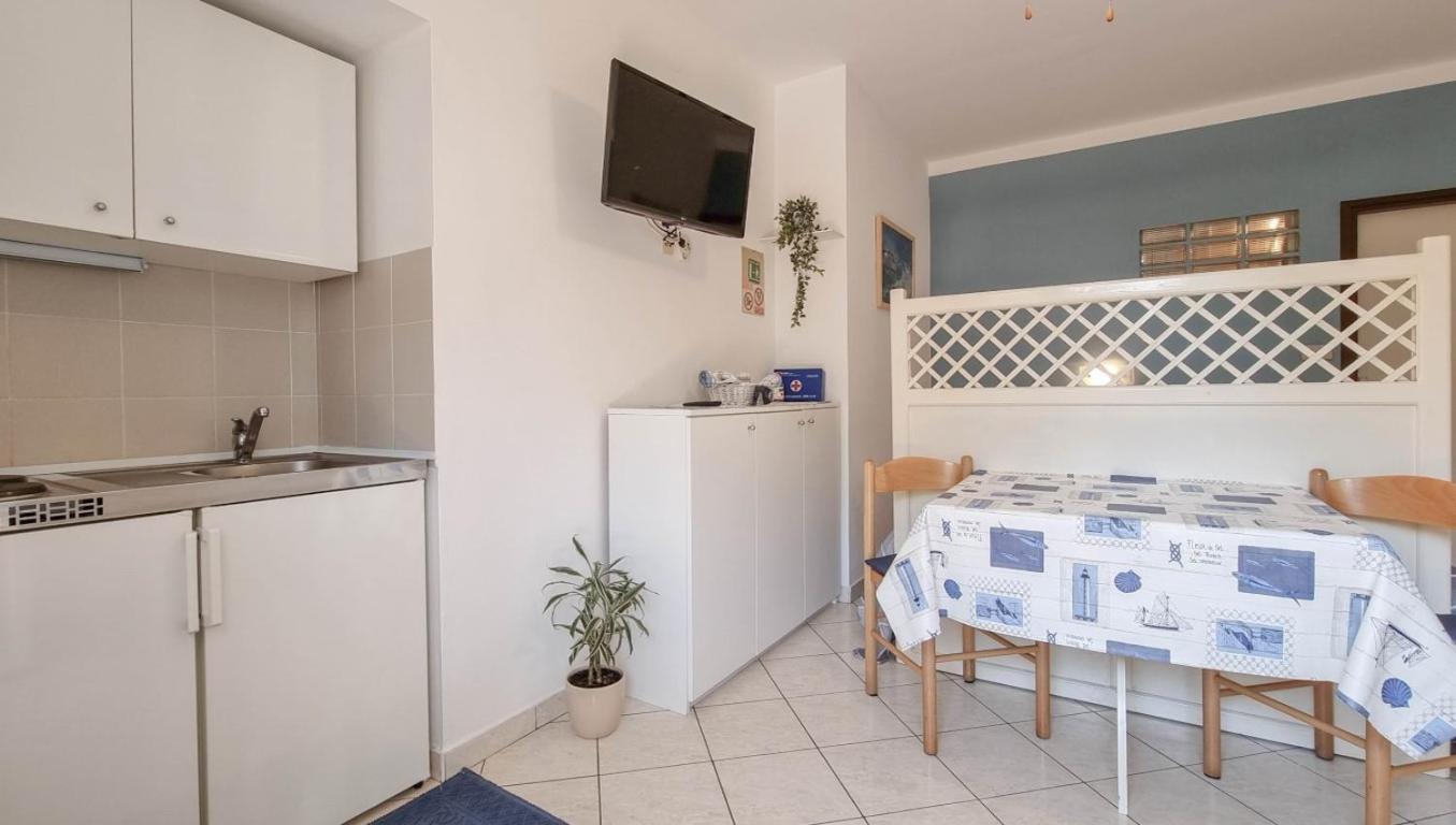 Appartement Alma One à Novigrad Istria Extérieur photo